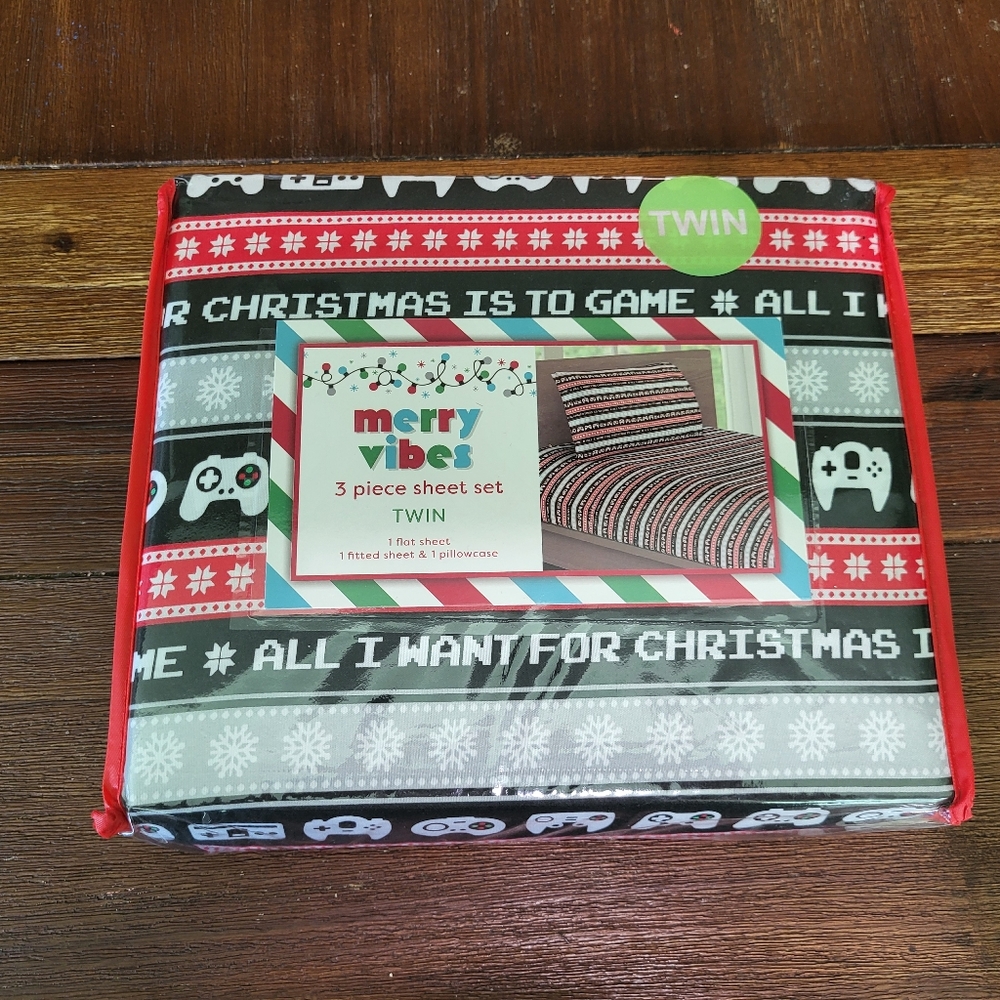 Merry Vibes Gaming Christmas Twin Sheets